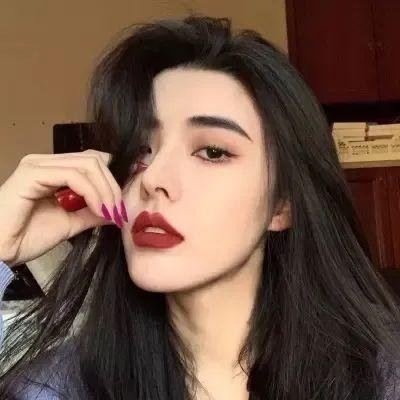 活力青春俏娇娃